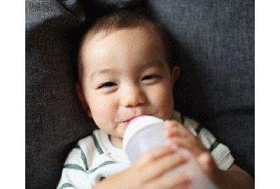Baby with food allergy
